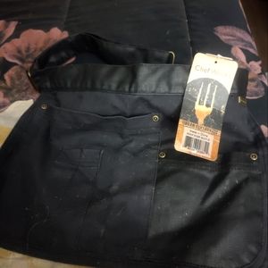 Chef works unisex Indy hipster apron.. Black size small with adjustable belt